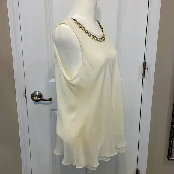 Cream sleeveless dress blouse w/detachable necklace.  Size L, never worn. - Picture 5 of 5